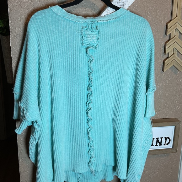 Easel Aqua Ribbed V-Neck Oversized Short Sleeve Top Women’s Size Large - Picture 3 of 3